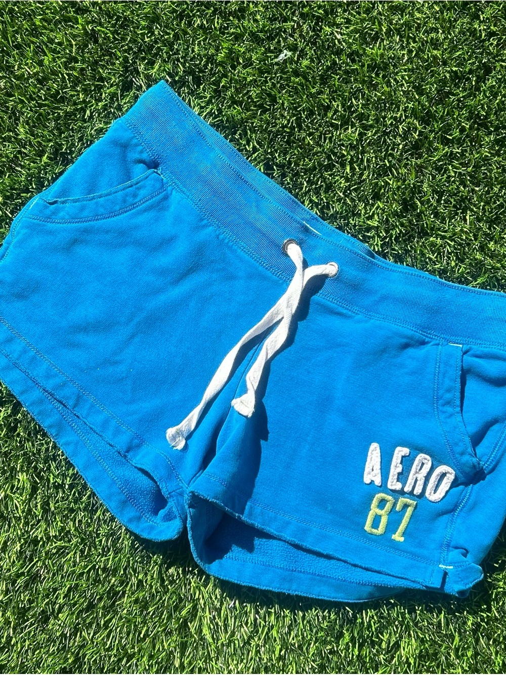 Y2K Aeropostale mini royal blue line green detail shorts